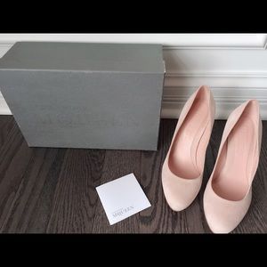 NIB Alexander McQueen Suede Pumps